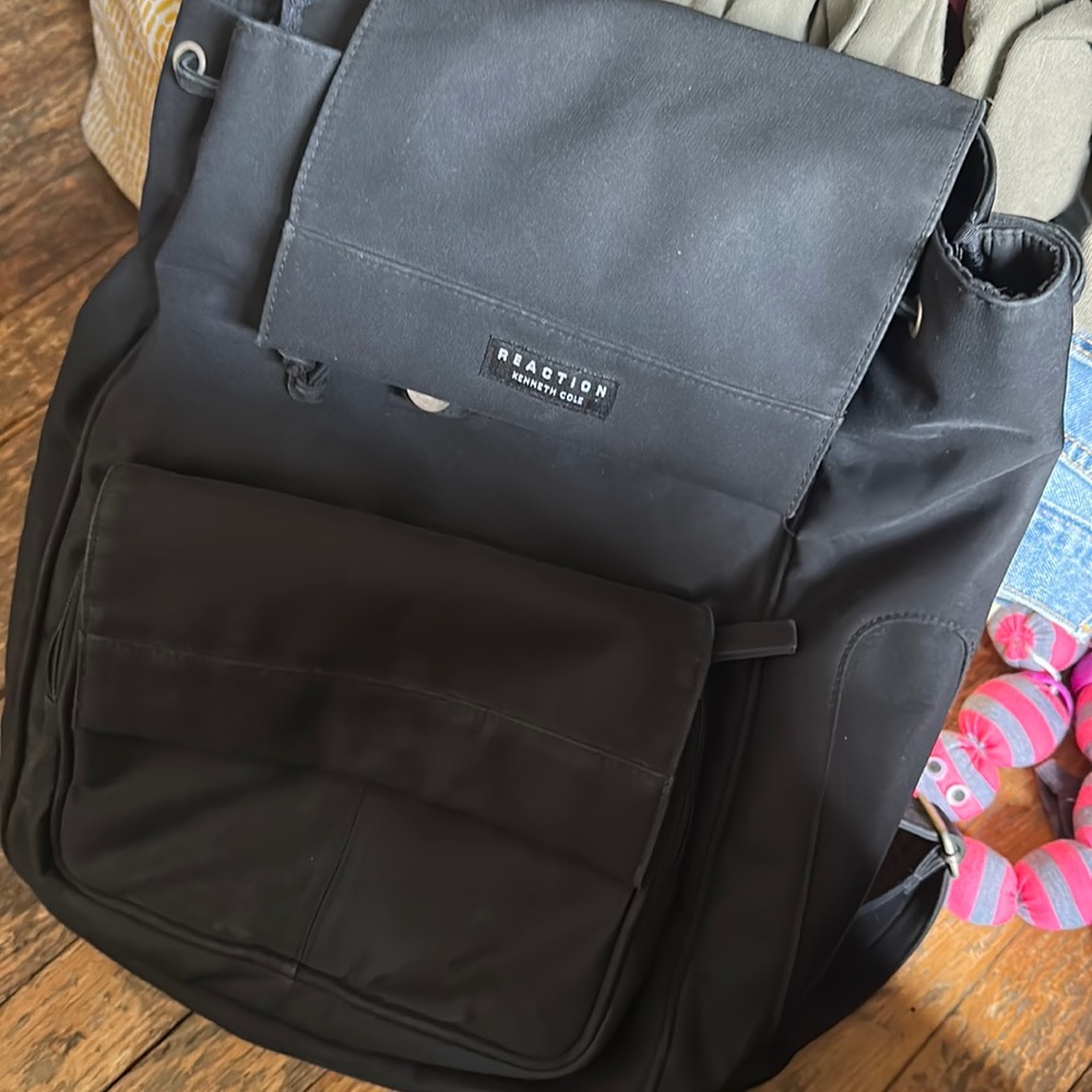 kenneth cole reaction backpack waterproof